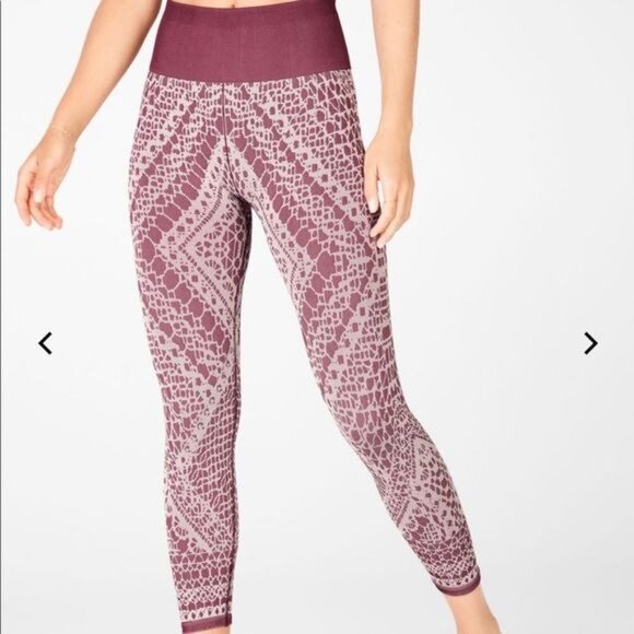 Fabletics High-Waisted Seamless Leggings Size XS New With Tags Lot of 2 Pairs - Picture 8 of 8